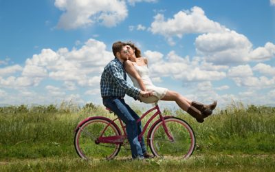 engagement-1718244_1920